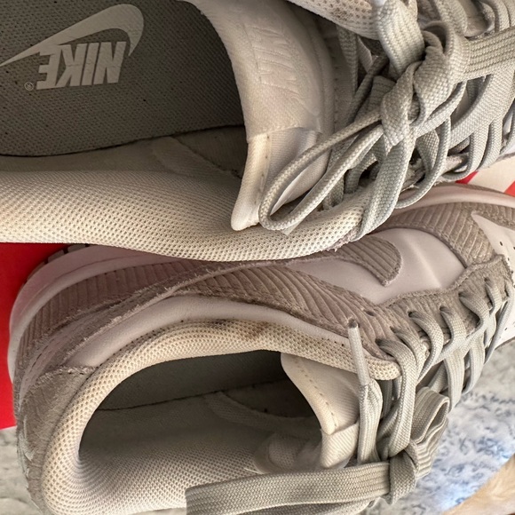 Nike dunks Light Grey/White size 7.5 Women’s - Picture 4 of 8